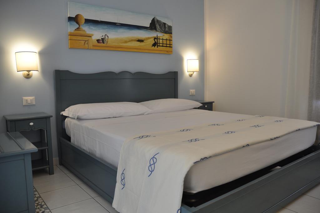 Athena Bed & Breakfast San Vito Lo Capo Phòng bức ảnh