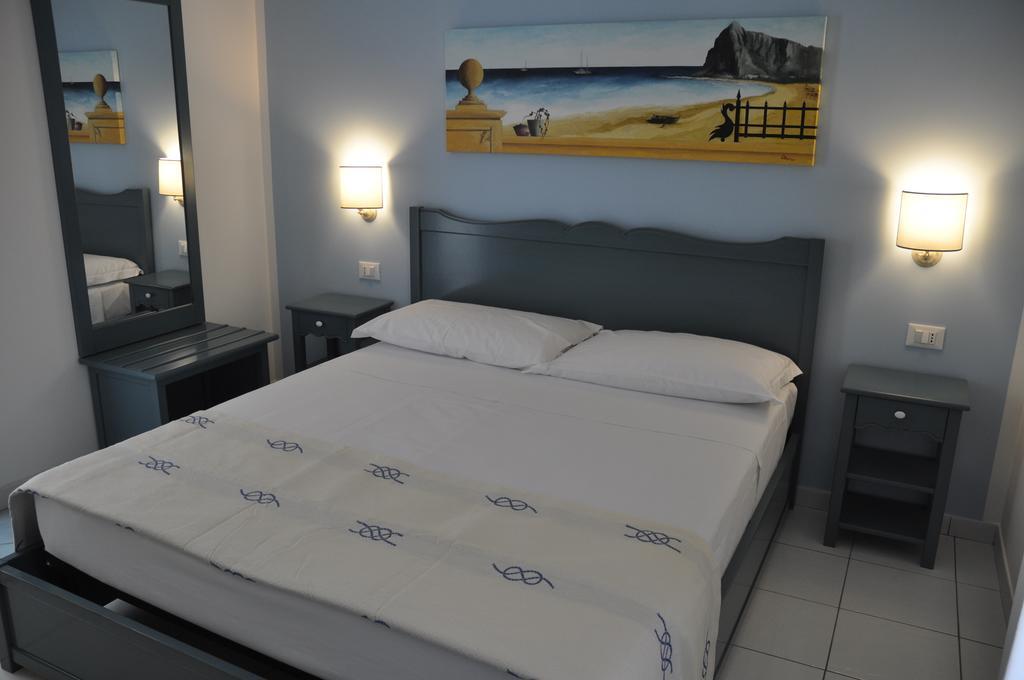 Athena Bed & Breakfast San Vito Lo Capo Phòng bức ảnh